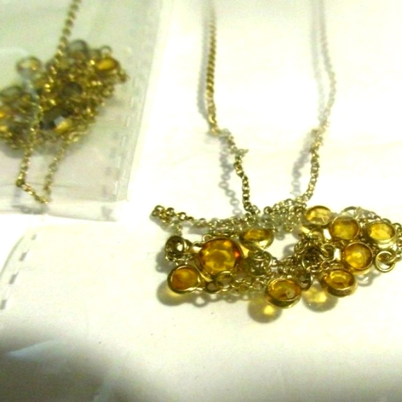 Jewelry Lot of 3 Delicate Glass Crystal Y- Necklace & Earring Set - Picture 10 of 12